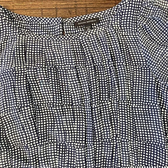 Banana Republic Blue Geo Print Silk Petite Mini Dress Size 10P - Picture 3 of 8